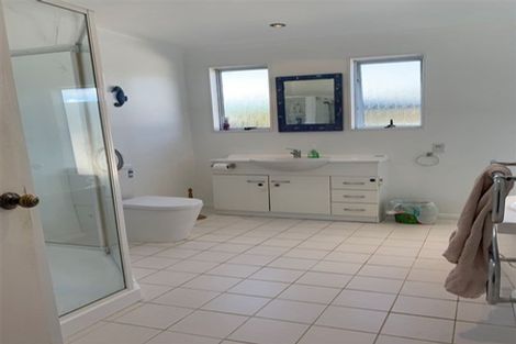 Photo of property in 3 Roy Street, Tawa, Wellington, 5028