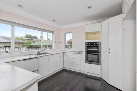 Photo of property in 75 Kath Hopper Drive, Orewa, 0931
