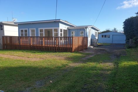 Photo of property in 14 James Mcleod Road, Shelly Beach, Helensville, 0874