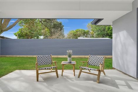 Photo of property in 38a Cornfoot Street, Castlecliff, Wanganui, 4501