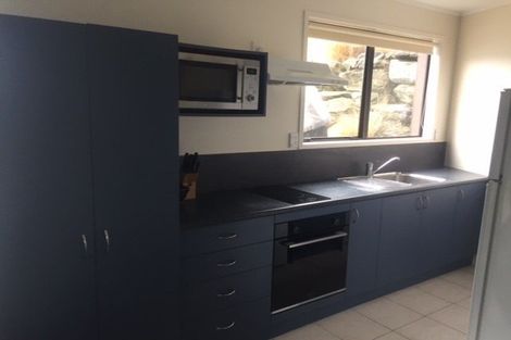 Photo of property in 25 Sainsbury Road, Fernhill, Queenstown, 9300