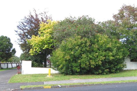 Photo of property in 2/260 Glamorgan Drive, Northcross, Auckland, 0630