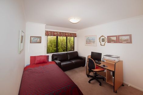 Photo of property in 16 Wantwood Grove, Churton Park, Wellington, 6037