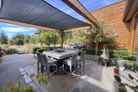 Photo of property in 32 Orford Drive, Jacks Point, Queenstown, 9371