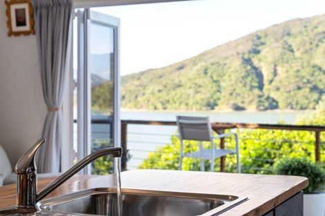 Photo of property in 83 Moenui Road, Havelock, Picton, 7281