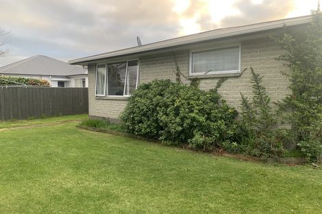 Photo of property in 1/105 Memorial Avenue, Burnside, Christchurch, 8053