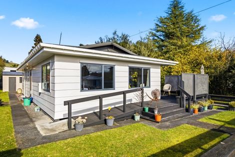 Photo of property in 15 Taumarunui Street, Taumarunui, 3920