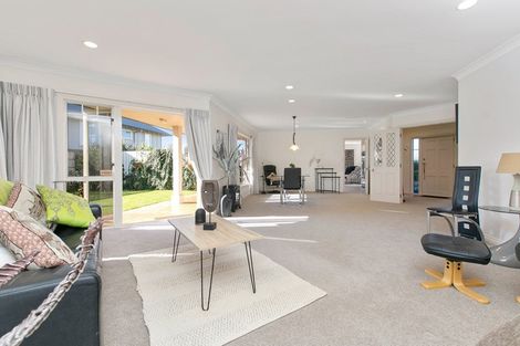 Photo of property in 44 Huntington Drive, Bethlehem, Tauranga, 3110