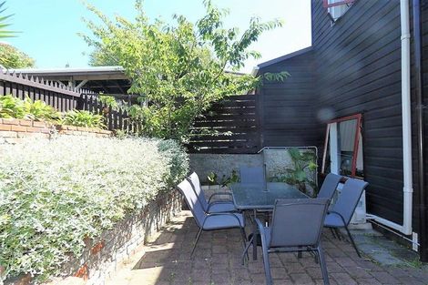Photo of property in The Triangle, 7/33 Halswater Drive, Churton Park, Wellington, 6037