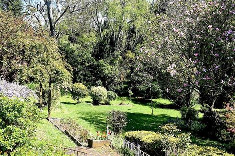 Photo of property in 16 Hunter Street, Dannevirke, 4930