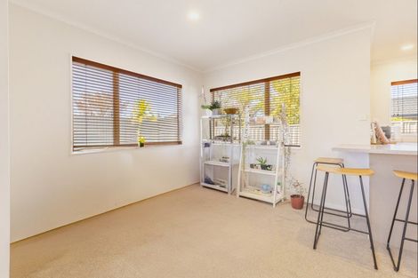 Photo of property in 4a Nikau Street, Taradale, Napier, 4112