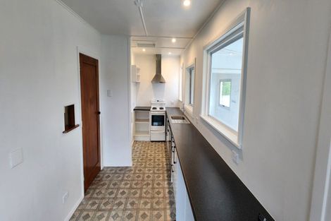 Photo of property in 9 Plympton Street, Brooklands, New Plymouth, 4310