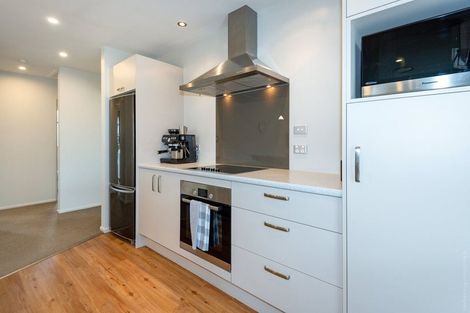 Photo of property in 10 Bideford Place, Dallington, Christchurch, 8061