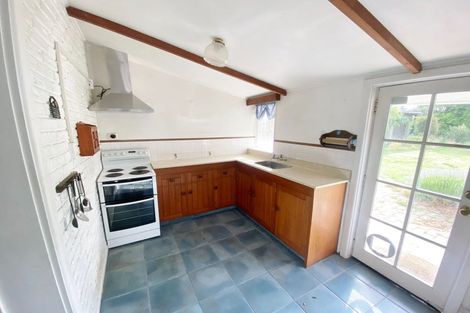 Photo of property in 128 Main North Road, Woodend, 7610