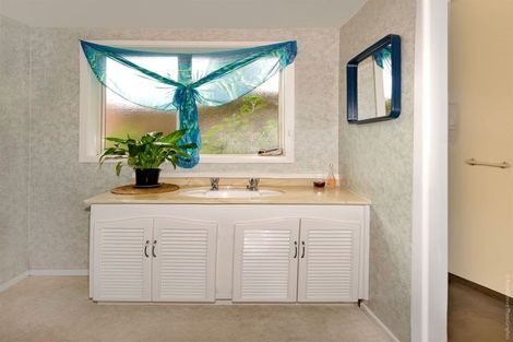 Photo of property in 2/46 Bowhill Road, New Brighton, Christchurch, 8083