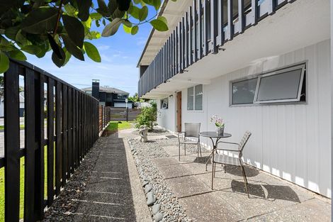 Photo of property in 3/15 Omana Road, Milford, Auckland, 0620