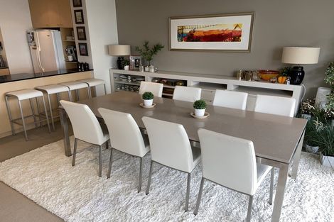 Photo of property in Sanctum Apartment, 10 Ebor Street, Te Aro, Wellington, 6011