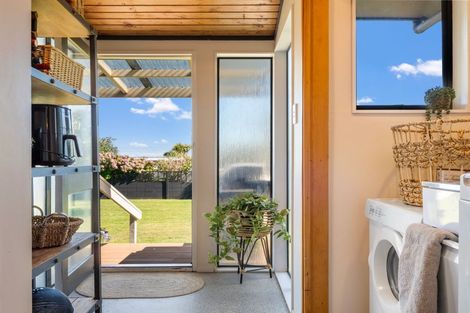 Photo of property in 49 Grand Vue Road, Kawaha Point, Rotorua, 3010