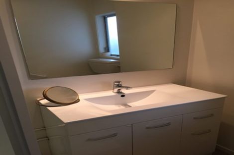 Photo of property in 2/11 Ripon Crescent, Meadowbank, Auckland, 1072