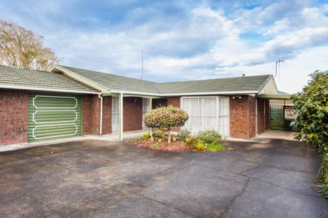 Photo of property in 4 Bambery Court, Palmerston North, 4414
