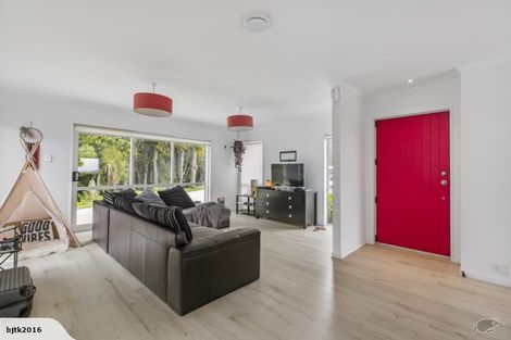 Photo of property in 79 Tender Road, Dairy Flat, Albany, 0794