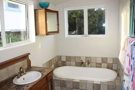 Photo of property in 169 Te Toiroa Road, Ngunguru, Whangarei, 0173