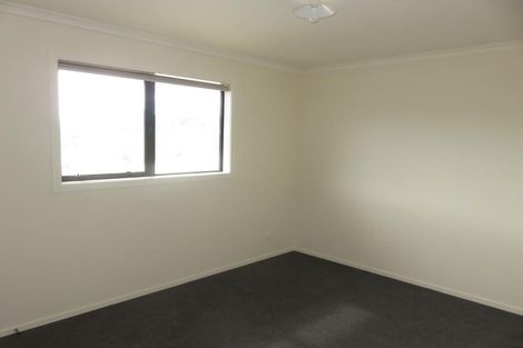 Photo of property in 8a Puaha Street, Takapuwahia, Porirua, 5022