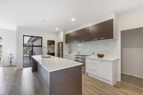 Photo of property in 6 Stile Place, Pukekohe, 2120