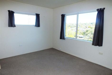 Photo of property in 64 D'oyly Drive, Stanmore Bay, Whangaparaoa, 0932