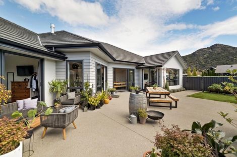 Photo of property in 9 Wren Street, Albert Town, Wanaka, 9305