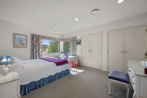 Photo of property in 2/18 Ngahere Views, Orewa, 0931