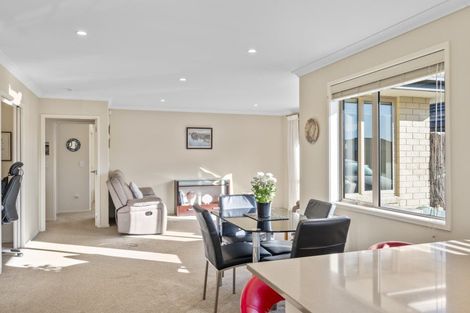 Photo of property in 15 Korari Grove, Redwoodtown, Blenheim, 7201