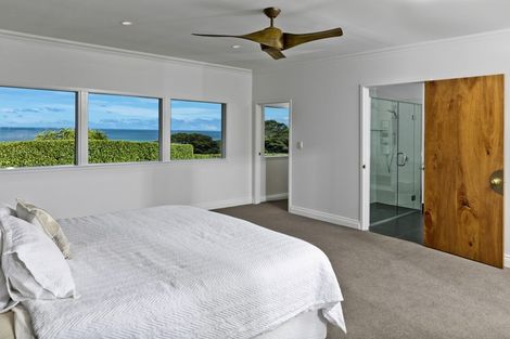 Photo of property in 563 Oaia Road, Muriwai, Waimauku, 0881