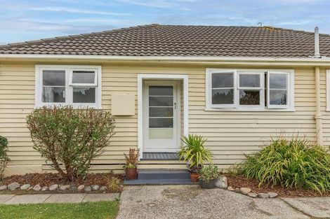 Photo of property in 4 Colvin Street, Westport, 7825