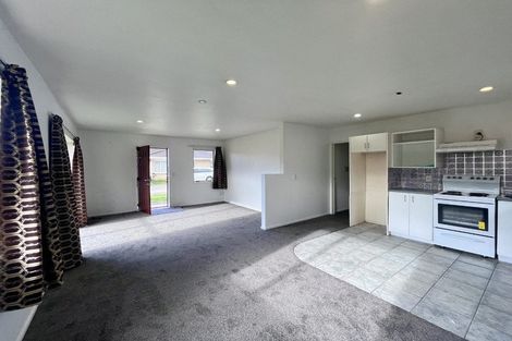 Photo of property in 1/331 Massey Road, Mangere East, Auckland, 2024