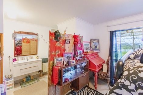 Photo of property in 7 Aparima Place, Awatoto, Napier, 4110