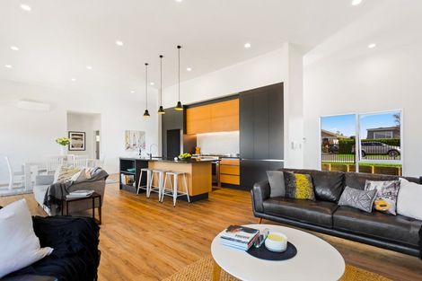 Photo of property in 29 Tapu Road, Huapai, Kumeu, 0810