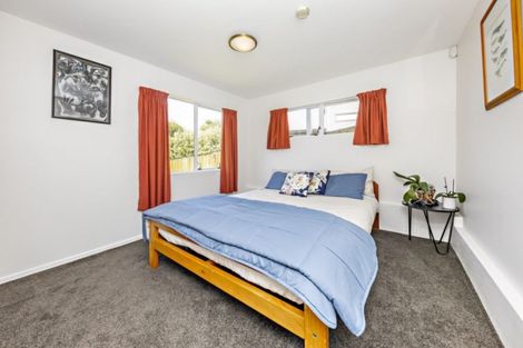 Photo of property in 8a Commissariat Road, Mount Wellington, Auckland, 1060