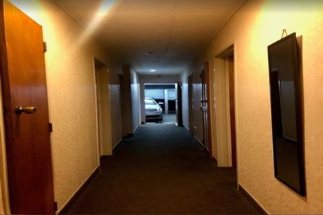 Photo of property in 21 Tauroa Road, Havelock North, 4130