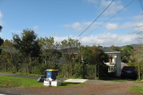 Photo of property in 60 Mcentee Road, Waitakere, Auckland, 0816