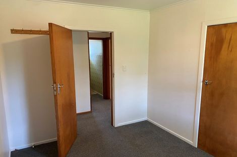 Photo of property in 2/284 Wairau Road, Glenfield, Auckland, 0629