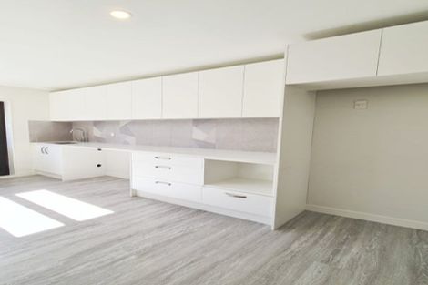 Photo of property in 30 Rathmar Drive, Manurewa, Auckland, 2105