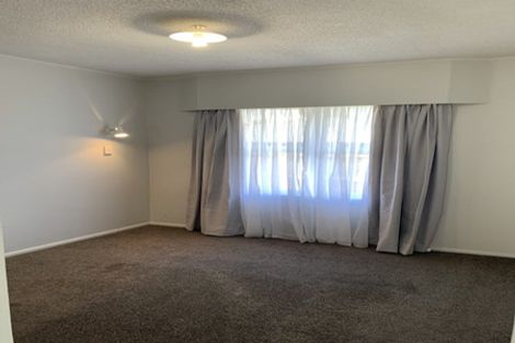 Photo of property in 11 Knighton Road, Hillcrest, Hamilton, 3216