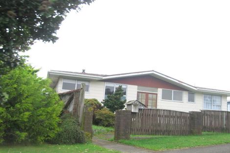 Photo of property in 102 Conclusion Street, Ascot Park, Porirua, 5024