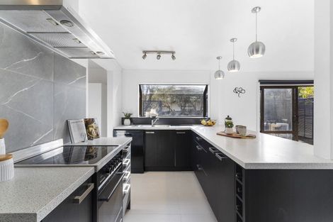 Photo of property in 1/23 Roys Road, Weymouth, Auckland, 2103