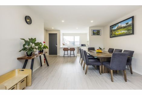 Photo of property in 14 Te Aparangi Road, Papakura, 2110