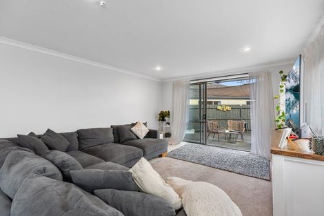 Photo of property in 6 Blossom Grove, Papamoa Beach, Papamoa, 3118