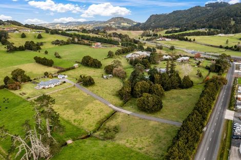 Photo of property in 30 Saleyards Road, Kauri, 0185