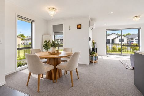 Photo of property in 86 Hills View Drive, Papamoa, 3118