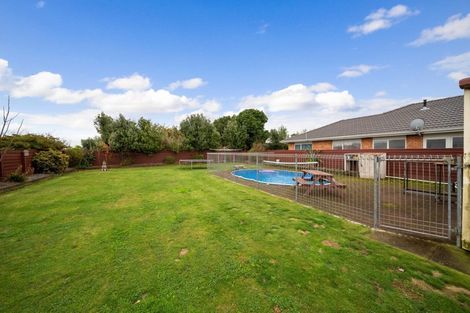 Photo of property in 27 Vogel Street, Hawera, 4610